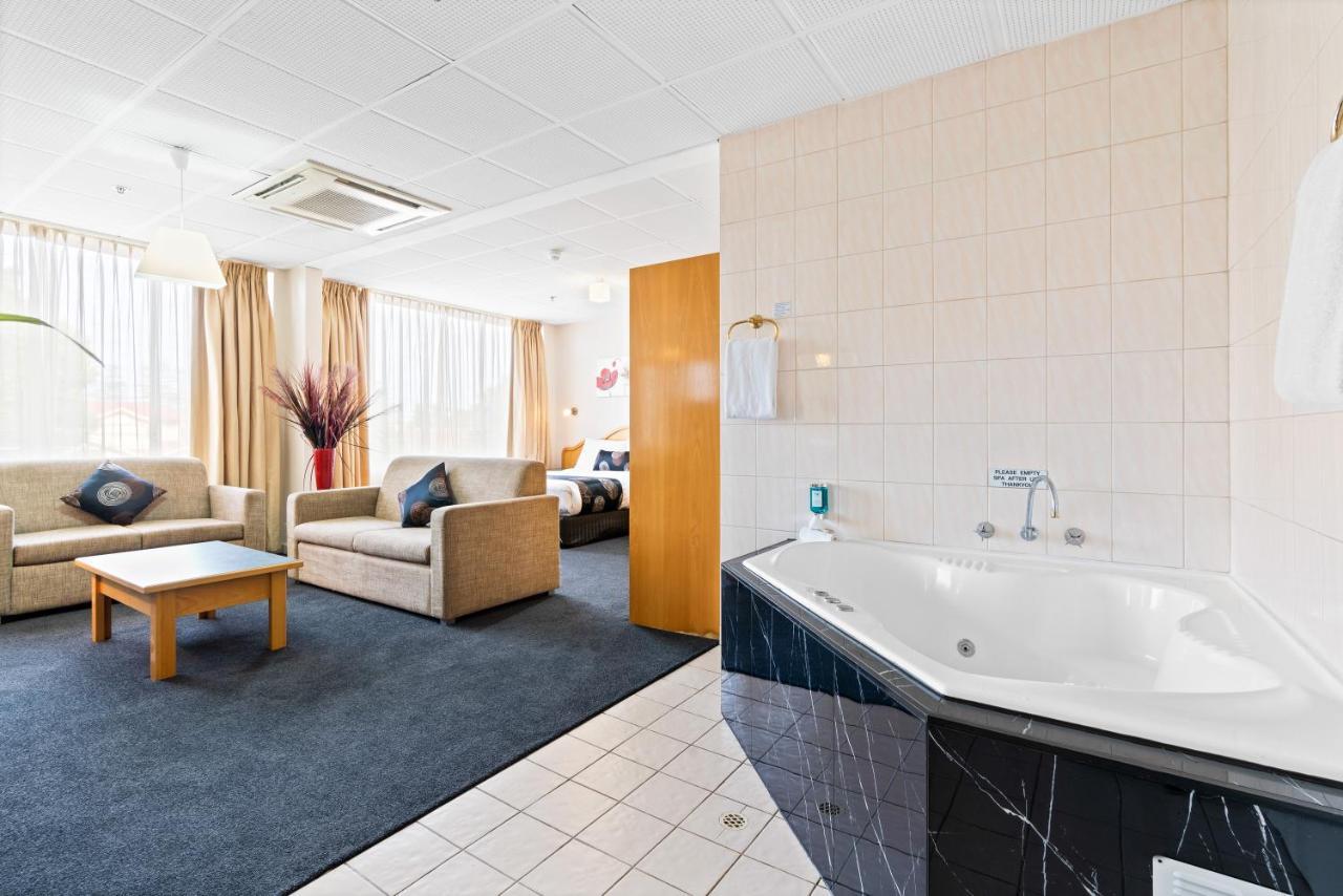 Adelaide International Motel Екстериор снимка